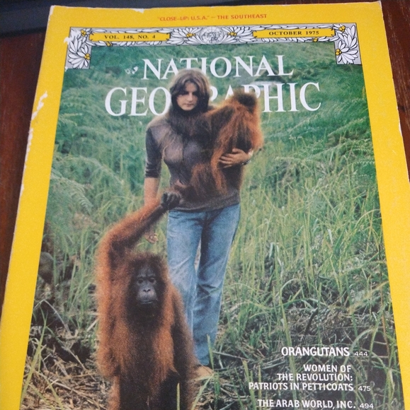 Vintage National Geographic Magazine October 1975